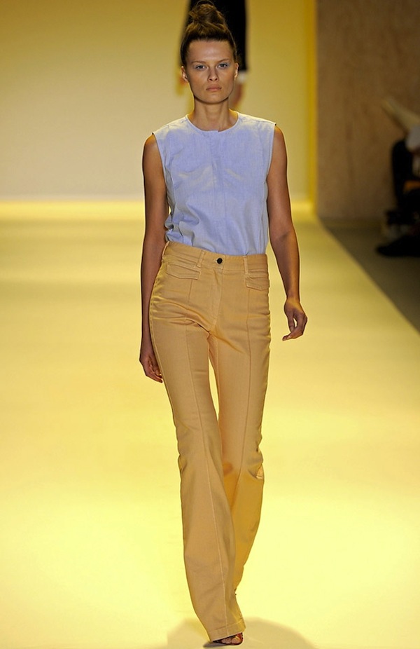 2011 Spring Trend: Flared Jeans